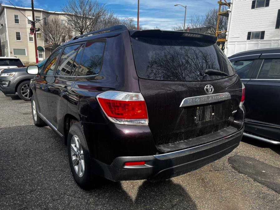 2012 Toyota Highlander 4WD 4dr V6 (Natl), available for sale in Worcester, Massachusetts | Sophia's Auto Sales Inc. Worcester, Massachusetts 2012 Toyota Highlander 4WD 4dr V6 (Natl), available for sale in Worcester, Massachusetts | Sophia's Auto Sales Inc. Worcester, Massachusetts