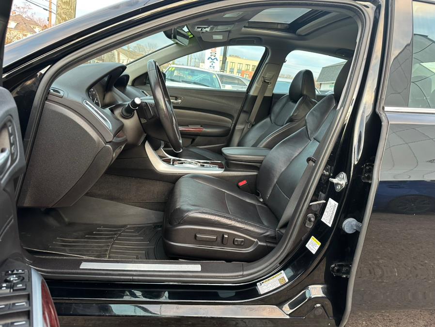 2016 Acura TLX 4dr Sdn SH-AWD V6 Advance, available for sale in Manchester, Connecticut | Carsonmain LLC. Manchester, Connecticut 2016 Acura TLX 4dr Sdn SH-AWD V6 Advance, available for sale in Manchester, Connecticut | Carsonmain LLC. Manchester, Connecticut