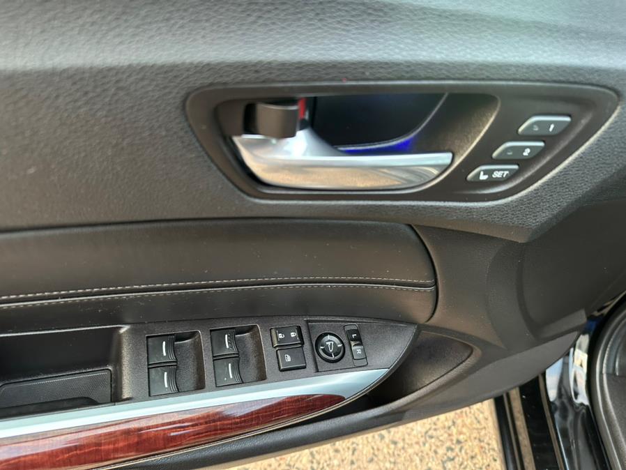 2016 Acura TLX 4dr Sdn SH-AWD V6 Advance, available for sale in Manchester, Connecticut | Carsonmain LLC. Manchester, Connecticut 2016 Acura TLX 4dr Sdn SH-AWD V6 Advance, available for sale in Manchester, Connecticut | Carsonmain LLC. Manchester, Connecticut