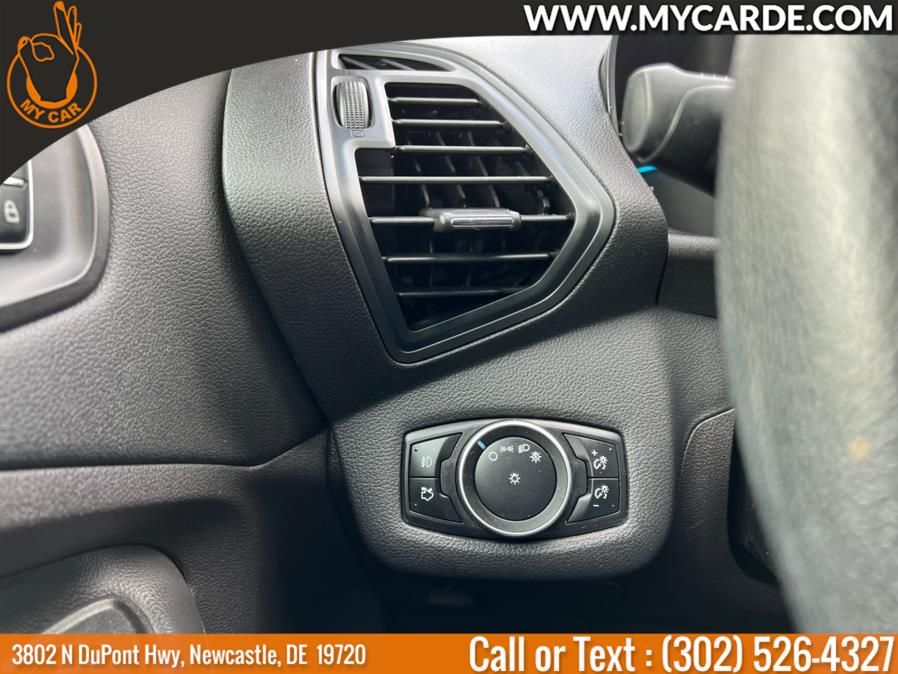 2016 Ford Escape 4WD 4dr SE, available for sale in Newcastle, Delaware | My Car. Newcastle, Delaware 2016 Ford Escape 4WD 4dr SE, available for sale in Newcastle, Delaware | My Car. Newcastle, Delaware