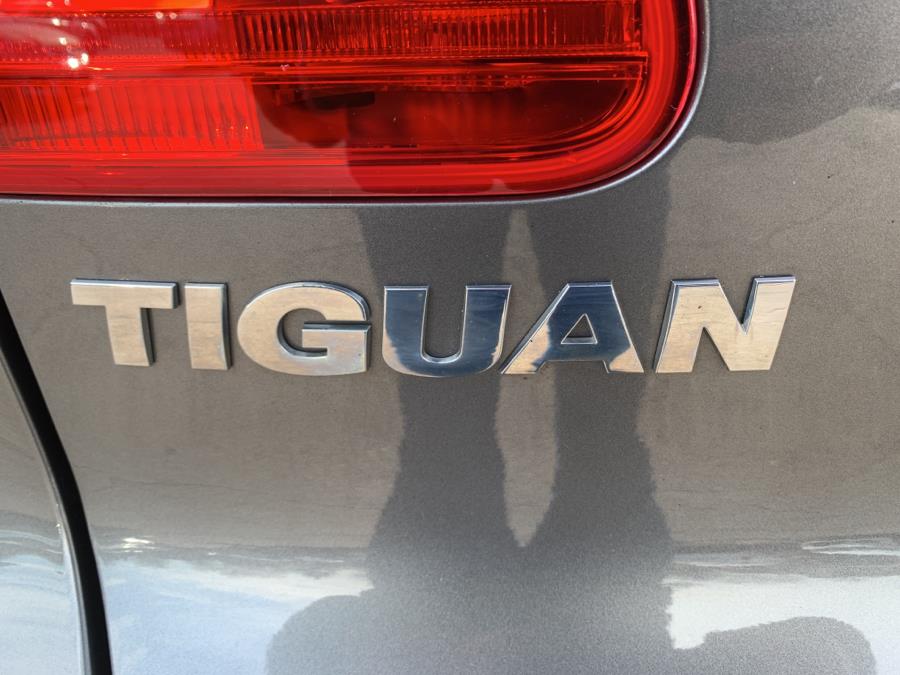 2014 Volkswagen Tiguan 4MOTION 4dr Auto SEL, available for sale in Springfield, Massachusetts | Absolute Motors Inc. Springfield, Massachusetts 2014 Volkswagen Tiguan 4MOTION 4dr Auto SEL, available for sale in Springfield, Massachusetts | Absolute Motors Inc. Springfield, Massachusetts