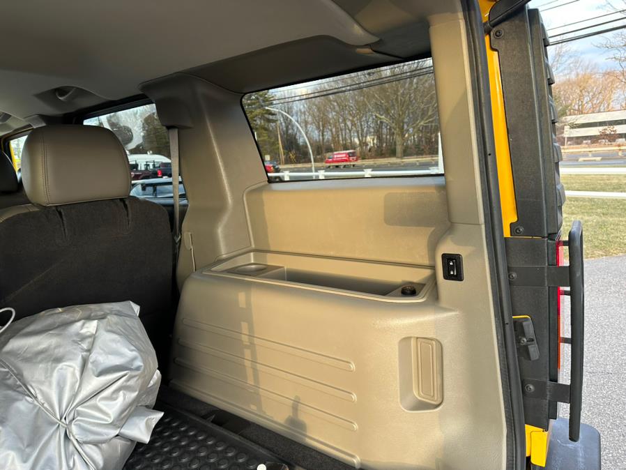 2004 HUMMER H2 4dr Wgn, available for sale in South Windsor, Connecticut | Mike And Tony Auto Sales, Inc. South Windsor, Connecticut 2004 HUMMER H2 4dr Wgn, available for sale in South Windsor, Connecticut | Mike And Tony Auto Sales, Inc. South Windsor, Connecticut