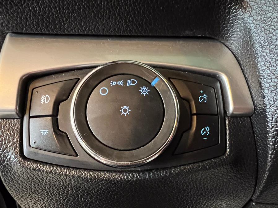2016 Ford Explorer 4WD 4dr XLT, available for sale in West Hartford, Connecticut | AutoMax. West Hartford, Connecticut 2016 Ford Explorer 4WD 4dr XLT, available for sale in West Hartford, Connecticut | AutoMax. West Hartford, Connecticut