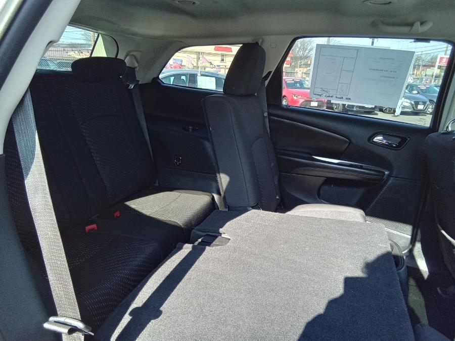 2019 Dodge Journey SE FWD, available for sale in Irvington, New Jersey | NJ Used Cars Center. Irvington, New Jersey 2019 Dodge Journey SE FWD, available for sale in Irvington, New Jersey | NJ Used Cars Center. Irvington, New Jersey