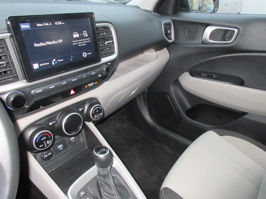 2021 Hyundai Venue SEL IVT, available for sale in Linden, New Jersey | Route 27 Auto Mall. Linden, New Jersey 2021 Hyundai Venue SEL IVT, available for sale in Linden, New Jersey | Route 27 Auto Mall. Linden, New Jersey