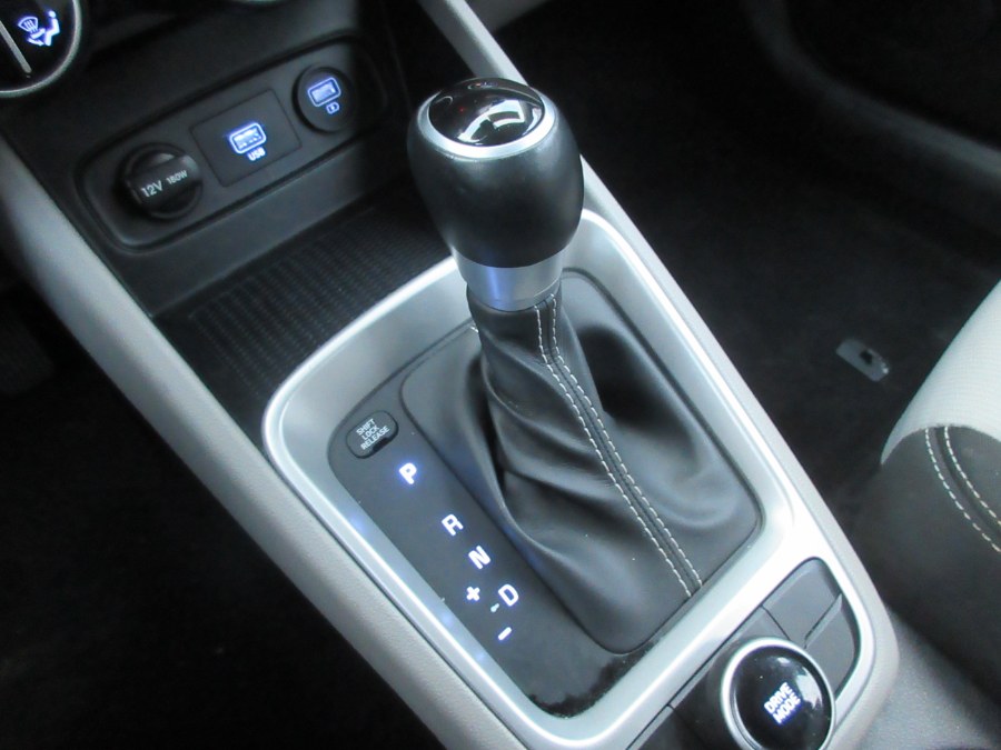 2021 Hyundai Venue SEL IVT, available for sale in Linden, New Jersey | Route 27 Auto Mall. Linden, New Jersey 2021 Hyundai Venue SEL IVT, available for sale in Linden, New Jersey | Route 27 Auto Mall. Linden, New Jersey