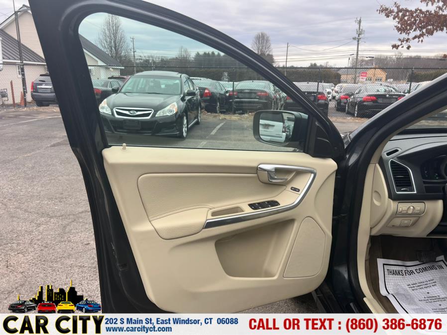 2014 Volvo XC60 AWD 4dr 3.0L Premier Plus, available for sale in East Windsor, Connecticut | Car City LLC. East Windsor, Connecticut 2014 Volvo XC60 AWD 4dr 3.0L Premier Plus, available for sale in East Windsor, Connecticut | Car City LLC. East Windsor, Connecticut