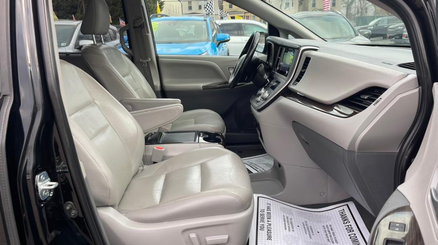2020 Toyota Sienna XLE FWD 8-Passenger (Natl), available for sale in Irvington , New Jersey | Auto Haus of Irvington Corp. Irvington , New Jersey 2020 Toyota Sienna XLE FWD 8-Passenger (Natl), available for sale in Irvington , New Jersey | Auto Haus of Irvington Corp. Irvington , New Jersey