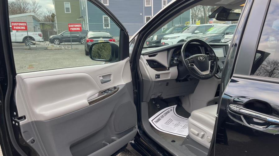 2020 Toyota Sienna XLE FWD 8-Passenger (Natl), available for sale in Irvington , New Jersey | Auto Haus of Irvington Corp. Irvington , New Jersey 2020 Toyota Sienna XLE FWD 8-Passenger (Natl), available for sale in Irvington , New Jersey | Auto Haus of Irvington Corp. Irvington , New Jersey