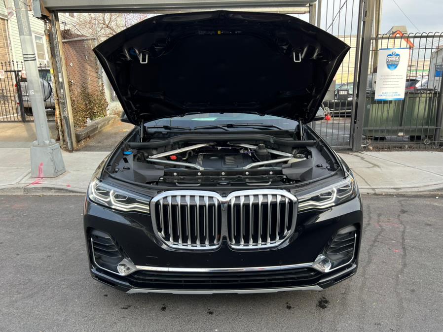 2021 BMW X7 xDrive40i Sports Activity Vehicle, available for sale in Jamaica, New York | Sunrise Autoland. Jamaica, New York 2021 BMW X7 xDrive40i Sports Activity Vehicle, available for sale in Jamaica, New York | Sunrise Autoland. Jamaica, New York