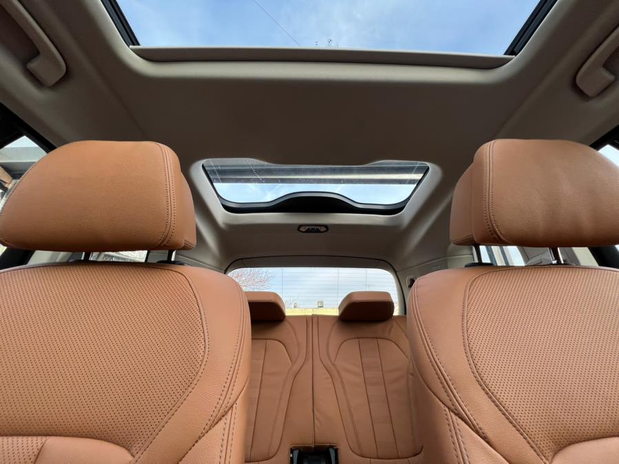 2021 BMW X7 xDrive40i Sports Activity Vehicle, available for sale in Jamaica, New York | Sunrise Autoland. Jamaica, New York 2021 BMW X7 xDrive40i Sports Activity Vehicle, available for sale in Jamaica, New York | Sunrise Autoland. Jamaica, New York