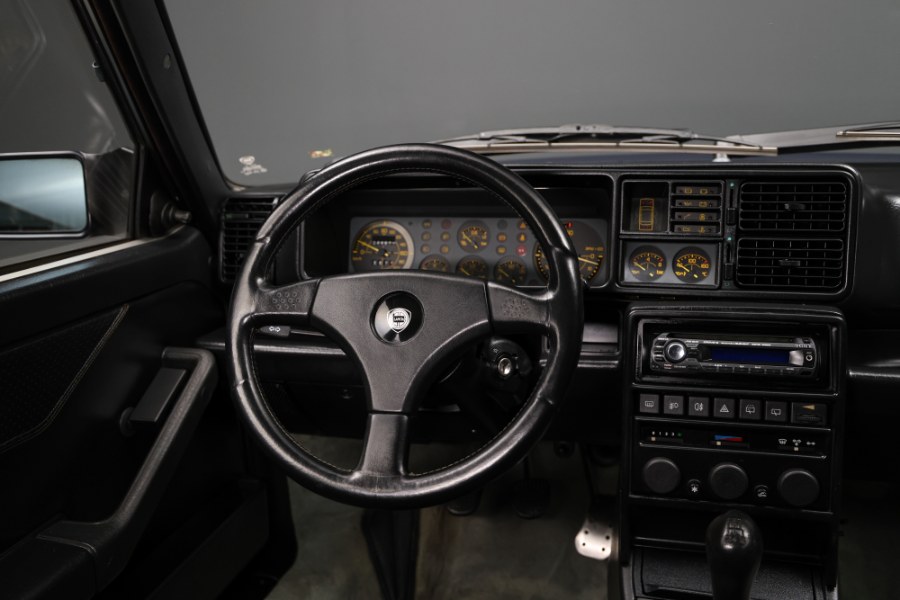 1992 Lanica Delta HF, available for sale in North Salem, New York | Meccanic Shop North Inc. North Salem, New York 1992 Lanica Delta HF, available for sale in North Salem, New York | Meccanic Shop North Inc. North Salem, New York