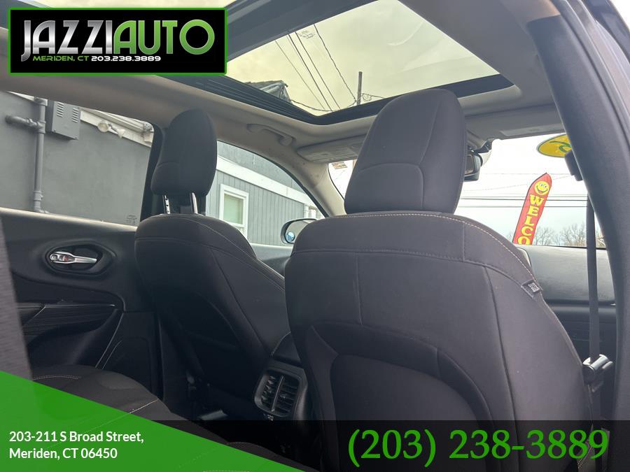 2016 Jeep Cherokee 4WD 4dr Latitude, available for sale in Meriden, Connecticut | Jazzi Auto Sales LLC. Meriden, Connecticut 2016 Jeep Cherokee 4WD 4dr Latitude, available for sale in Meriden, Connecticut | Jazzi Auto Sales LLC. Meriden, Connecticut