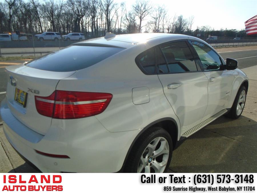 2011 BMW X6 xDrive35i AWD 4dr SUV, available for sale in West Babylon, New York | Island Auto Buyers. West Babylon, New York 2011 BMW X6 xDrive35i AWD 4dr SUV, available for sale in West Babylon, New York | Island Auto Buyers. West Babylon, New York