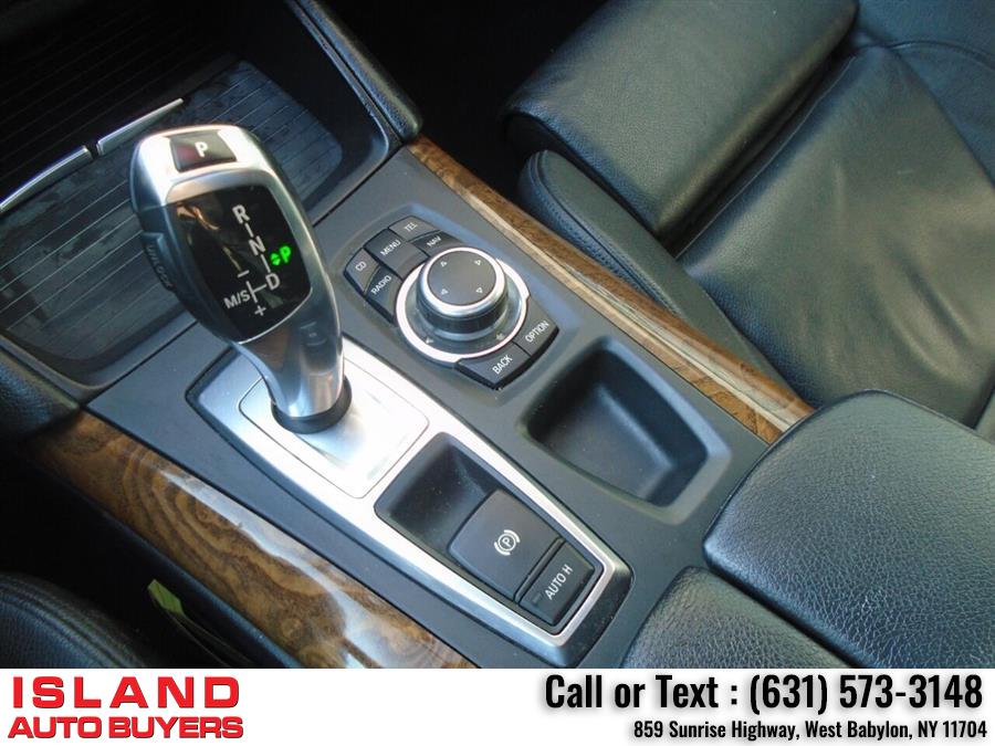 2011 BMW X6 xDrive35i AWD 4dr SUV, available for sale in West Babylon, New York | Island Auto Buyers. West Babylon, New York 2011 BMW X6 xDrive35i AWD 4dr SUV, available for sale in West Babylon, New York | Island Auto Buyers. West Babylon, New York