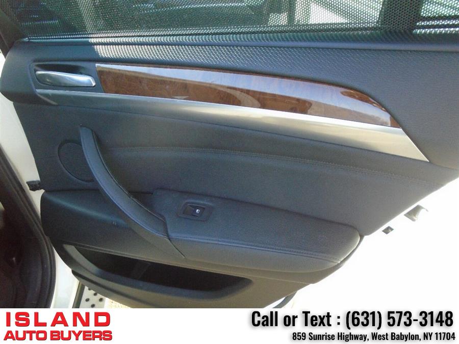 2011 BMW X6 xDrive35i AWD 4dr SUV, available for sale in West Babylon, New York | Island Auto Buyers. West Babylon, New York 2011 BMW X6 xDrive35i AWD 4dr SUV, available for sale in West Babylon, New York | Island Auto Buyers. West Babylon, New York
