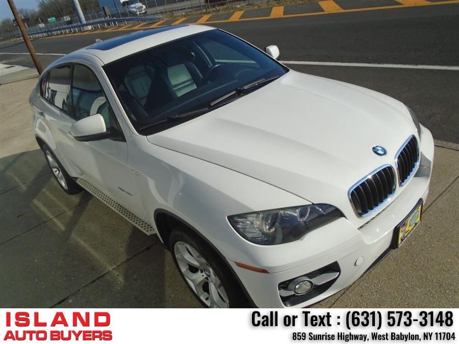 2011 BMW X6 xDrive35i AWD 4dr SUV, available for sale in West Babylon, New York | Island Auto Buyers. West Babylon, New York 2011 BMW X6 xDrive35i AWD 4dr SUV, available for sale in West Babylon, New York | Island Auto Buyers. West Babylon, New York