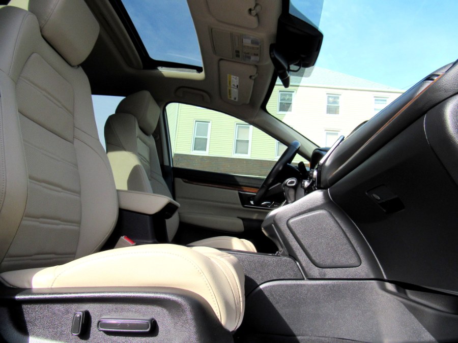 2022 Honda CR-V EX-L 2WD, available for sale in Paterson, New Jersey | MFG Prestige Auto Group. Paterson, New Jersey 2022 Honda CR-V EX-L 2WD, available for sale in Paterson, New Jersey | MFG Prestige Auto Group. Paterson, New Jersey