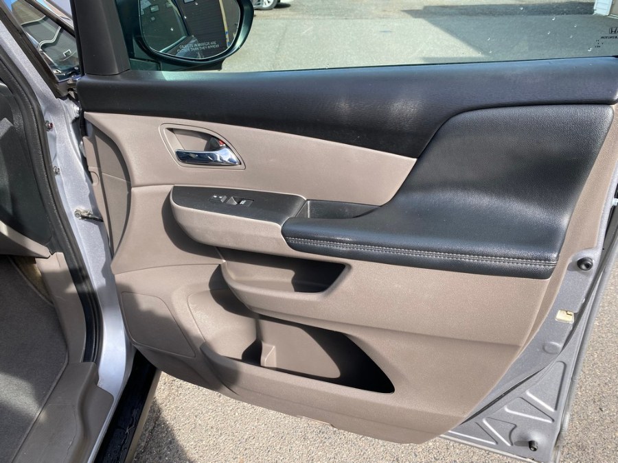 2016 Honda Odyssey 5dr EX-L, available for sale in West Springfield, Massachusetts | Union Street Auto Sales. West Springfield, Massachusetts 2016 Honda Odyssey 5dr EX-L, available for sale in West Springfield, Massachusetts | Union Street Auto Sales. West Springfield, Massachusetts