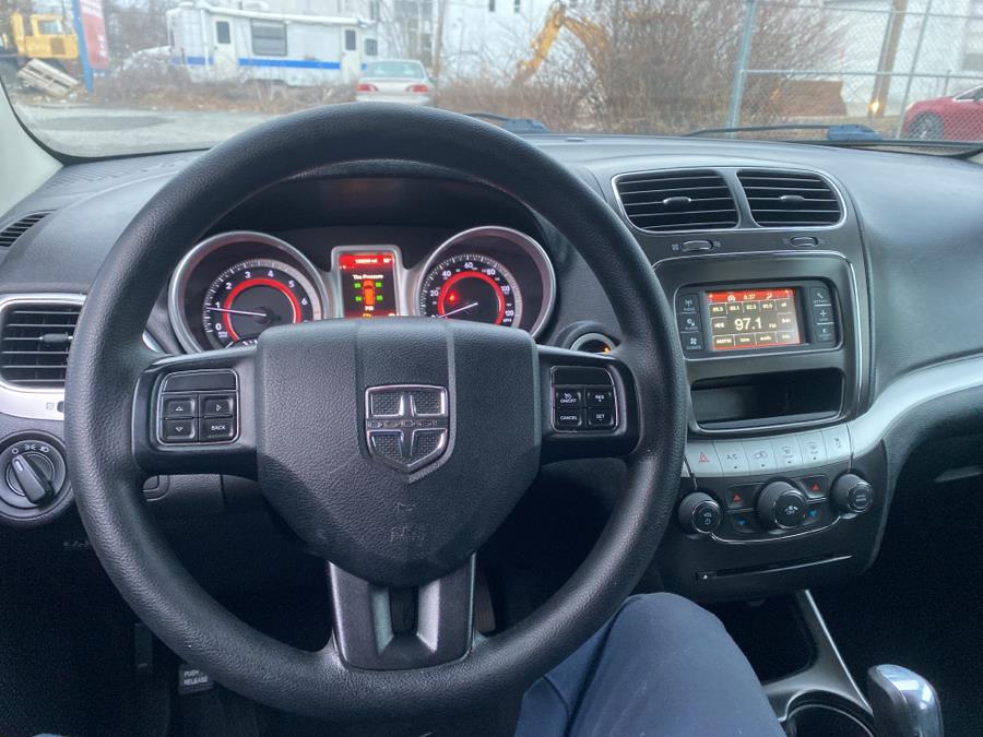 2016 Dodge Journey FWD 4dr SE, available for sale in Milford, Connecticut | Dealertown Auto Wholesalers. Milford, Connecticut 2016 Dodge Journey FWD 4dr SE, available for sale in Milford, Connecticut | Dealertown Auto Wholesalers. Milford, Connecticut