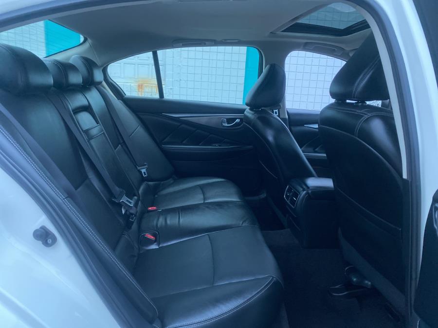 2016 INFINITI Q50 4dr Sdn 3.0t Premium AWD, available for sale in Milford, Connecticut | Dealertown Auto Wholesalers. Milford, Connecticut 2016 INFINITI Q50 4dr Sdn 3.0t Premium AWD, available for sale in Milford, Connecticut | Dealertown Auto Wholesalers. Milford, Connecticut