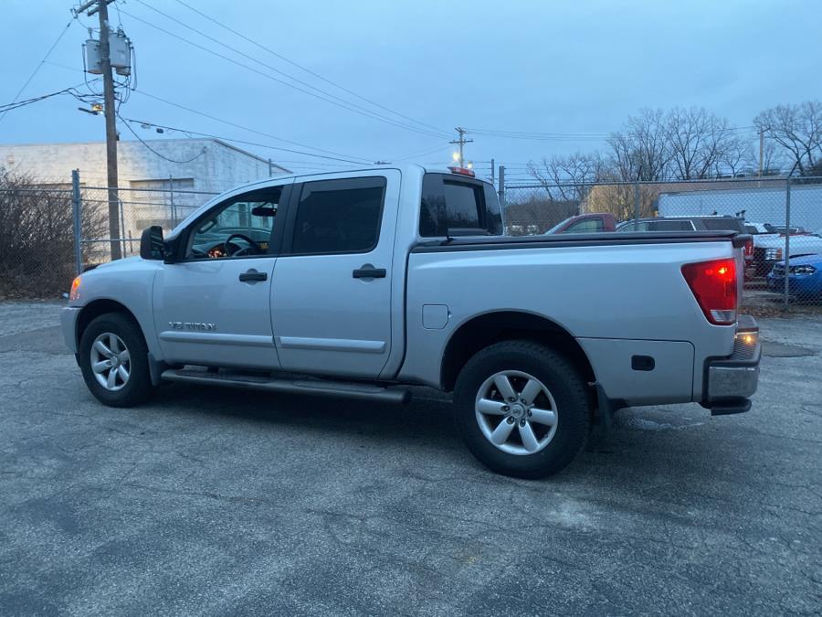 2014 Nissan Titan 4WD Crew Cab SWB SV, available for sale in Milford, Connecticut | Dealertown Auto Wholesalers. Milford, Connecticut 2014 Nissan Titan 4WD Crew Cab SWB SV, available for sale in Milford, Connecticut | Dealertown Auto Wholesalers. Milford, Connecticut