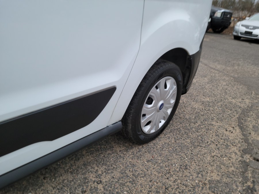 2020 Ford Transit Connect Van XL LWB w/Rear Symmetrical Doors 120v invertor, available for sale in East Windsor, Connecticut | Toro Auto. East Windsor, Connecticut 2020 Ford Transit Connect Van XL LWB w/Rear Symmetrical Doors 120v invertor, available for sale in East Windsor, Connecticut | Toro Auto. East Windsor, Connecticut