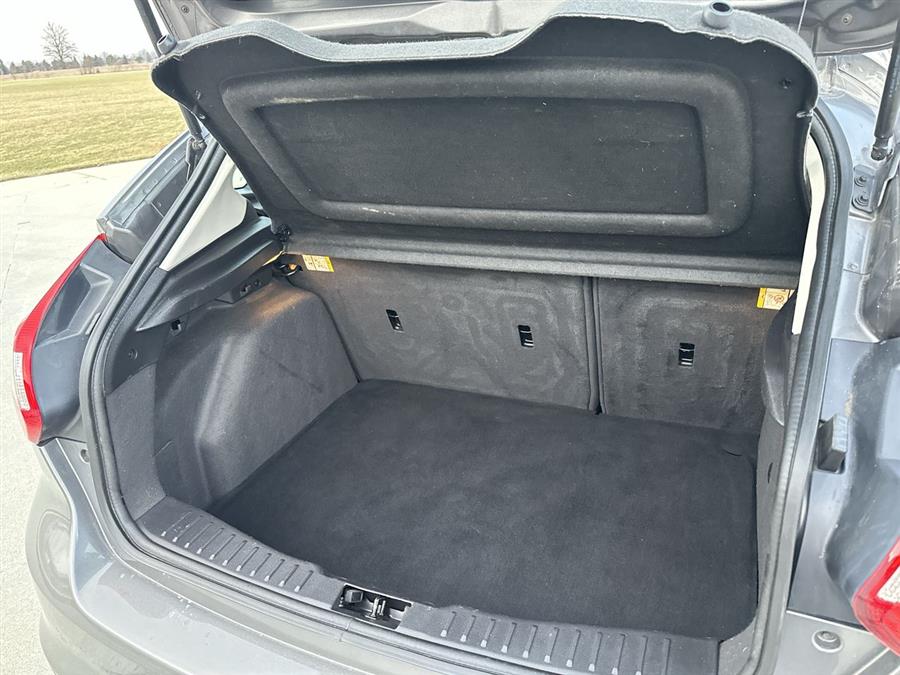 2013 Ford Focus 5dr HB SE, available for sale in Elida, Ohio | Josh's All Under Ten LLC. Elida, Ohio 2013 Ford Focus 5dr HB SE, available for sale in Elida, Ohio | Josh's All Under Ten LLC. Elida, Ohio