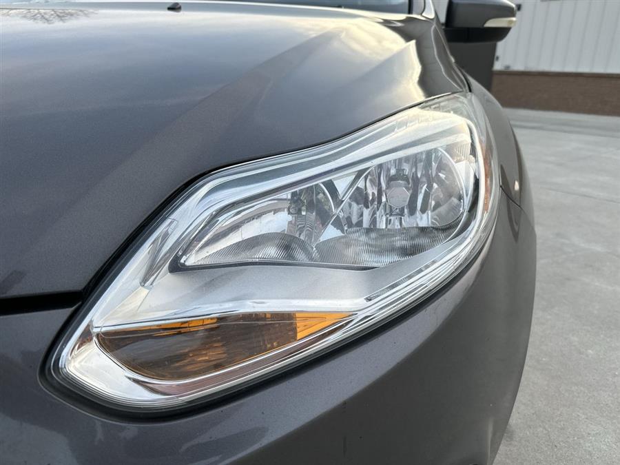2013 Ford Focus 5dr HB SE, available for sale in Elida, Ohio | Josh's All Under Ten LLC. Elida, Ohio 2013 Ford Focus 5dr HB SE, available for sale in Elida, Ohio | Josh's All Under Ten LLC. Elida, Ohio