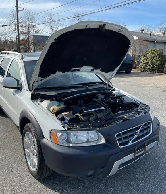 2007 Volvo XC70 4dr Wgn w/Snrf, available for sale in Ashland , Massachusetts | New Beginning Auto Service Inc . Ashland , Massachusetts 2007 Volvo XC70 4dr Wgn w/Snrf, available for sale in Ashland , Massachusetts | New Beginning Auto Service Inc . Ashland , Massachusetts
