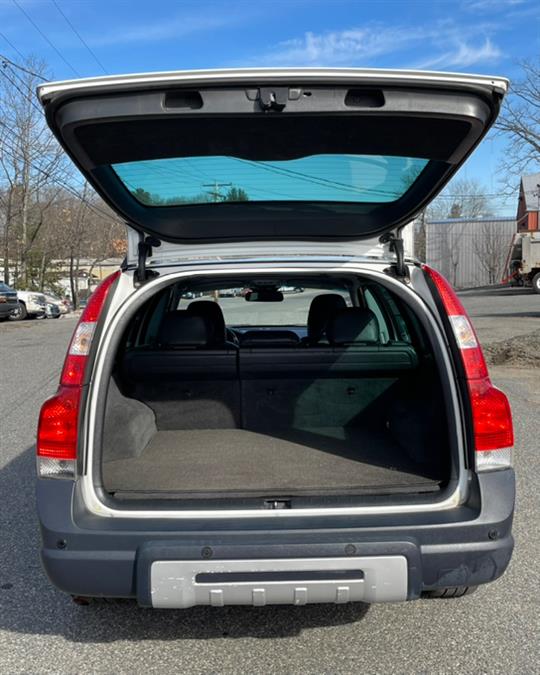 2007 Volvo XC70 4dr Wgn w/Snrf, available for sale in Ashland , Massachusetts | New Beginning Auto Service Inc . Ashland , Massachusetts 2007 Volvo XC70 4dr Wgn w/Snrf, available for sale in Ashland , Massachusetts | New Beginning Auto Service Inc . Ashland , Massachusetts