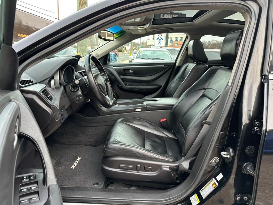 2012 Acura ZDX AWD 4dr Tech Pkg, available for sale in Manchester, Connecticut | Carsonmain LLC. Manchester, Connecticut 2012 Acura ZDX AWD 4dr Tech Pkg, available for sale in Manchester, Connecticut | Carsonmain LLC. Manchester, Connecticut