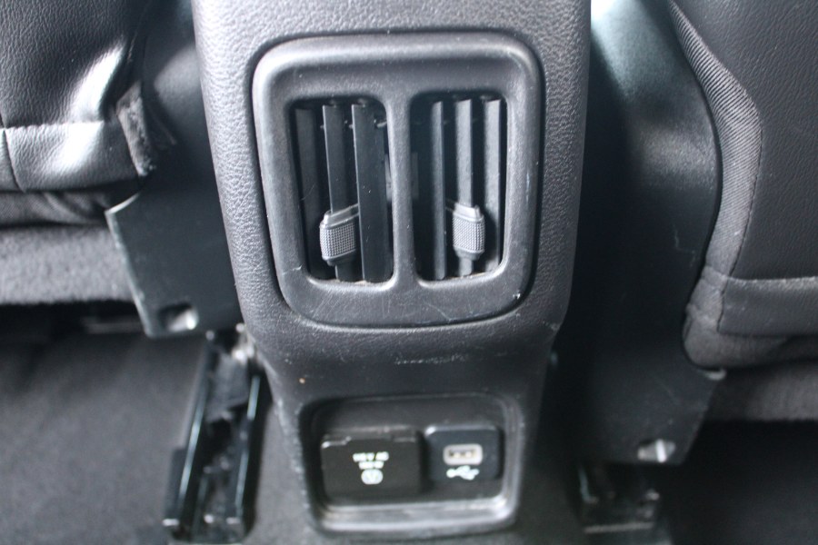2019 Jeep Compass Latitude 4x4, available for sale in Plantsville, Connecticut | Auto House of Luxury. Plantsville, Connecticut 2019 Jeep Compass Latitude 4x4, available for sale in Plantsville, Connecticut | Auto House of Luxury. Plantsville, Connecticut