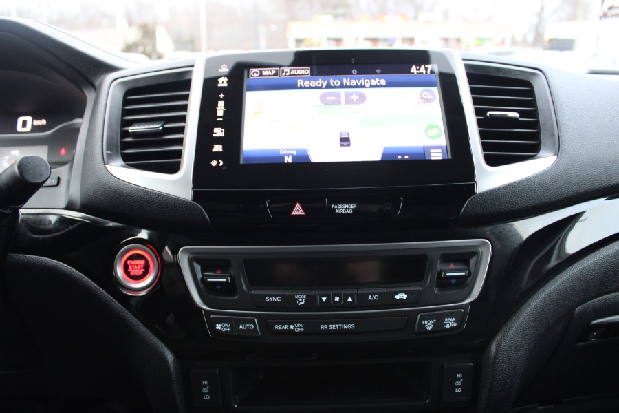 2017 Honda Ridgeline RTL-E 4x4 Crew Cab 5.3'' Bed, available for sale in Plantsville, Connecticut | Auto House of Luxury. Plantsville, Connecticut 2017 Honda Ridgeline RTL-E 4x4 Crew Cab 5.3'' Bed, available for sale in Plantsville, Connecticut | Auto House of Luxury. Plantsville, Connecticut