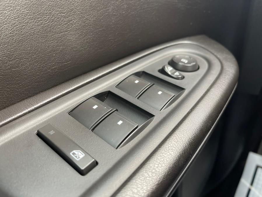 2017 Chevrolet Traverse AWD 4dr LT w/1LT, available for sale in Irvington , New Jersey | Auto Haus of Irvington Corp. Irvington , New Jersey 2017 Chevrolet Traverse AWD 4dr LT w/1LT, available for sale in Irvington , New Jersey | Auto Haus of Irvington Corp. Irvington , New Jersey