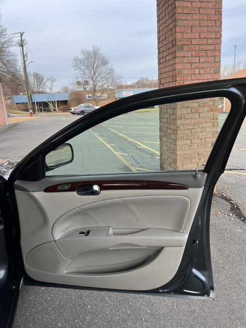 2011 Buick Lucerne 4dr Sdn CXL, available for sale in New Britain, Connecticut | Supreme Automotive. New Britain, Connecticut 2011 Buick Lucerne 4dr Sdn CXL, available for sale in New Britain, Connecticut | Supreme Automotive. New Britain, Connecticut