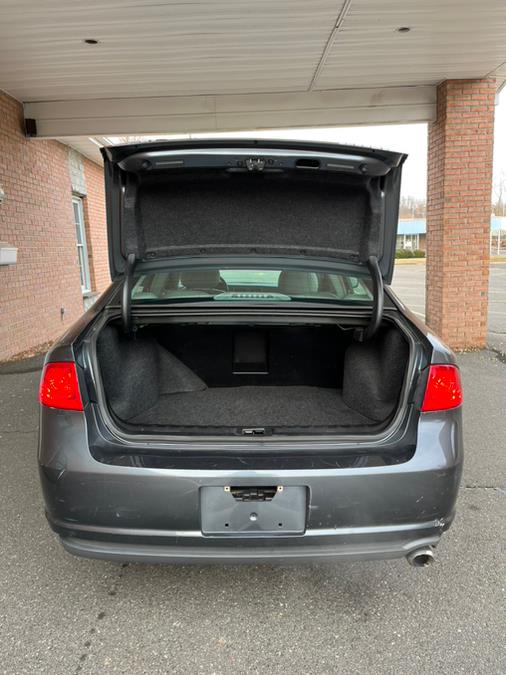2011 Buick Lucerne 4dr Sdn CXL, available for sale in New Britain, Connecticut | Supreme Automotive. New Britain, Connecticut 2011 Buick Lucerne 4dr Sdn CXL, available for sale in New Britain, Connecticut | Supreme Automotive. New Britain, Connecticut