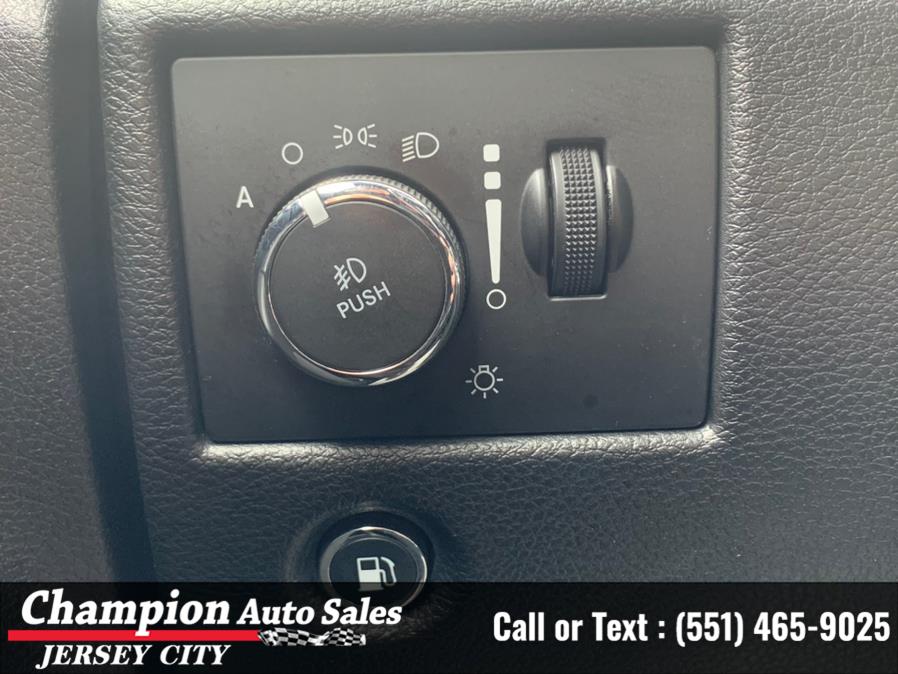 2021 Jeep Grand Cherokee Limited 4x4, available for sale in Jersey City, New Jersey | Champion Auto Sales of JC. Jersey City, New Jersey 2021 Jeep Grand Cherokee Limited 4x4, available for sale in Jersey City, New Jersey | Champion Auto Sales of JC. Jersey City, New Jersey