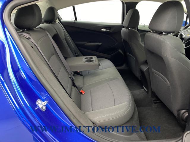 2016 Chevrolet Cruze 4dr Sdn Auto LT, available for sale in Naugatuck, Connecticut | J&M Automotive Sls&Svc LLC. Naugatuck, Connecticut 2016 Chevrolet Cruze 4dr Sdn Auto LT, available for sale in Naugatuck, Connecticut | J&M Automotive Sls&Svc LLC. Naugatuck, Connecticut