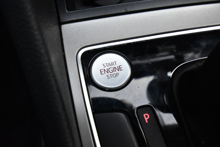 2020 Volkswagen Passat 2.0T SE Auto, available for sale in Waterbury, Connecticut | Highline Car Connection. Waterbury, Connecticut 2020 Volkswagen Passat 2.0T SE Auto, available for sale in Waterbury, Connecticut | Highline Car Connection. Waterbury, Connecticut