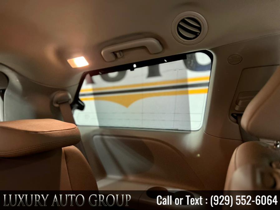 2015 Toyota Sienna 5dr 8-Pass Van XLE Premium FWD (Natl), available for sale in Bronx, New York | Luxury Auto Group. Bronx, New York 2015 Toyota Sienna 5dr 8-Pass Van XLE Premium FWD (Natl), available for sale in Bronx, New York | Luxury Auto Group. Bronx, New York