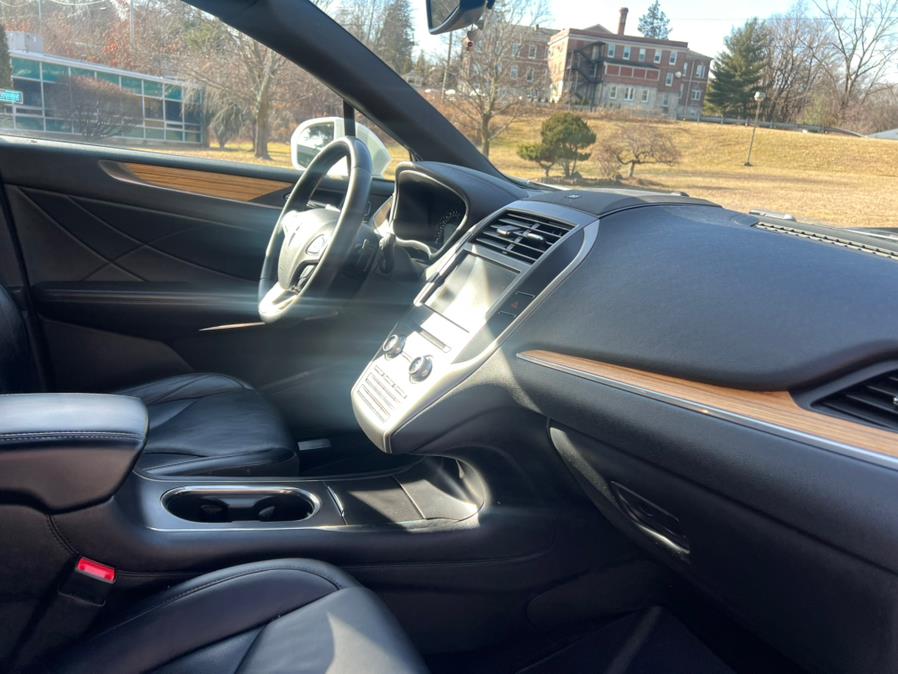 2015 Lincoln MKC AWD 4dr, available for sale in Waterbury, Connecticut | Platinum Auto Care. Waterbury, Connecticut 2015 Lincoln MKC AWD 4dr, available for sale in Waterbury, Connecticut | Platinum Auto Care. Waterbury, Connecticut