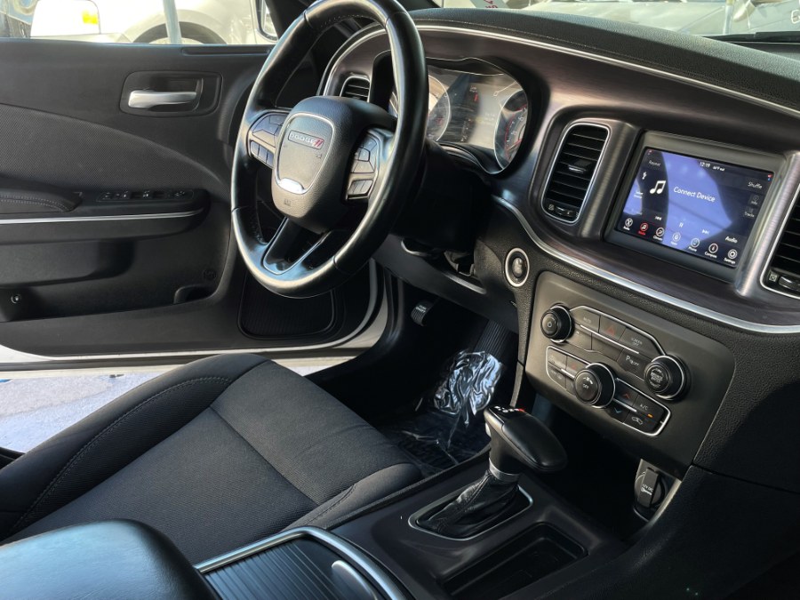 2018 Dodge Charger SXT RWD, available for sale in Corona, California | Green Light Auto. Corona, California 2018 Dodge Charger SXT RWD, available for sale in Corona, California | Green Light Auto. Corona, California