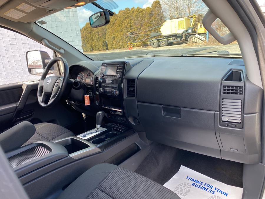 2014 Nissan Titan 4WD Crew Cab SWB SV, available for sale in Milford, Connecticut | Dealertown Auto Wholesalers. Milford, Connecticut 2014 Nissan Titan 4WD Crew Cab SWB SV, available for sale in Milford, Connecticut | Dealertown Auto Wholesalers. Milford, Connecticut