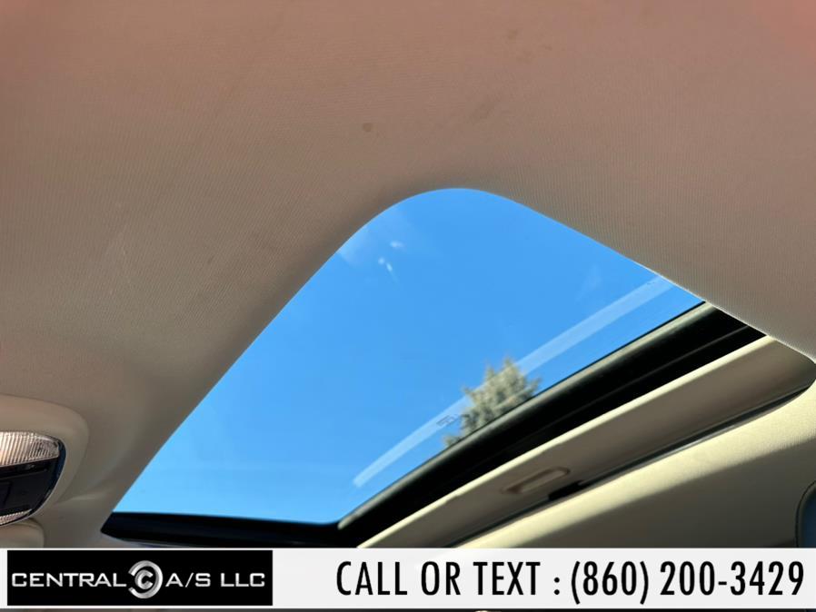 2012 Jeep Grand Cherokee 4WD 4dr Laredo, available for sale in East Windsor, Connecticut | Central A/S LLC. East Windsor, Connecticut 2012 Jeep Grand Cherokee 4WD 4dr Laredo, available for sale in East Windsor, Connecticut | Central A/S LLC. East Windsor, Connecticut