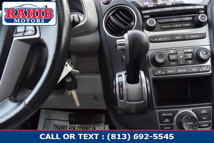 2015 Honda Pilot 2WD 4dr EX-L w/Navi, available for sale in Winter Park, Florida | Rahib Motors. Winter Park, Florida 2015 Honda Pilot 2WD 4dr EX-L w/Navi, available for sale in Winter Park, Florida | Rahib Motors. Winter Park, Florida