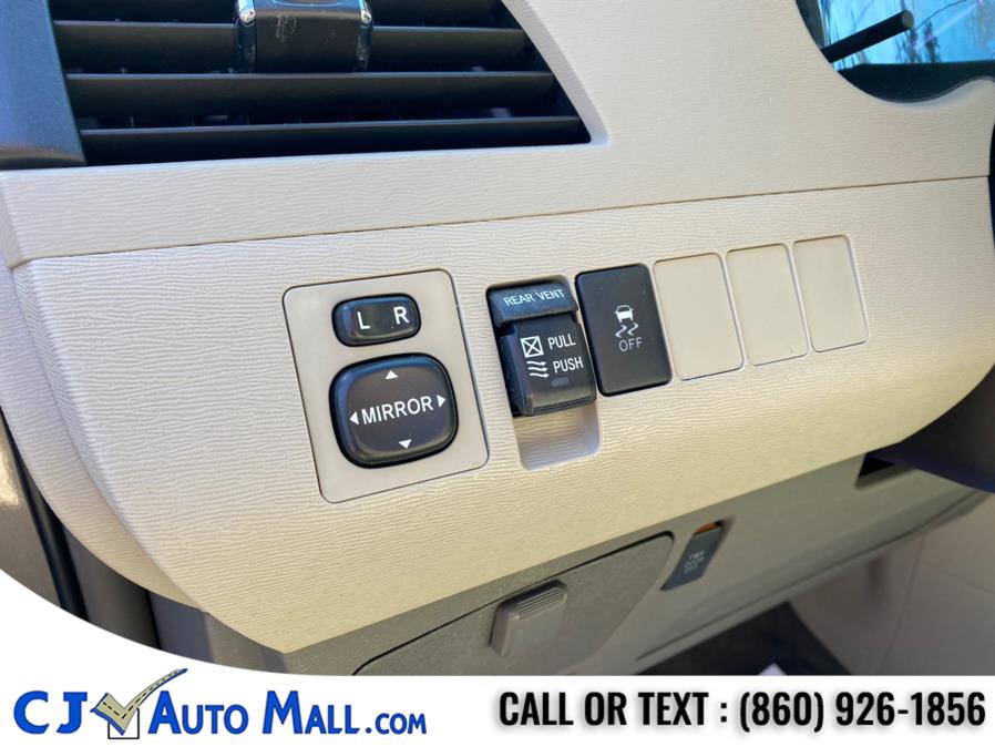 2014 Toyota Sienna 5dr 7-Pass Van V6 XLE AWD (Natl), available for sale in Bristol, Connecticut | CJ Auto Mall. Bristol, Connecticut 2014 Toyota Sienna 5dr 7-Pass Van V6 XLE AWD (Natl), available for sale in Bristol, Connecticut | CJ Auto Mall. Bristol, Connecticut