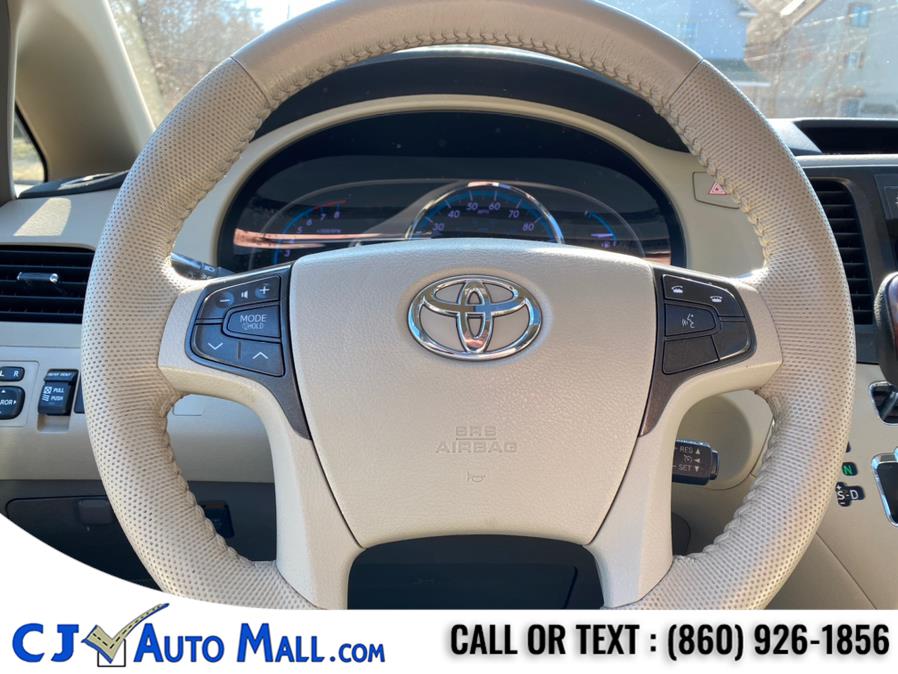 2014 Toyota Sienna 5dr 7-Pass Van V6 XLE AWD (Natl), available for sale in Bristol, Connecticut | CJ Auto Mall. Bristol, Connecticut 2014 Toyota Sienna 5dr 7-Pass Van V6 XLE AWD (Natl), available for sale in Bristol, Connecticut | CJ Auto Mall. Bristol, Connecticut