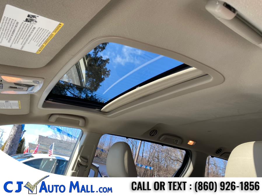 2014 Toyota Sienna 5dr 7-Pass Van V6 XLE AWD (Natl), available for sale in Bristol, Connecticut | CJ Auto Mall. Bristol, Connecticut 2014 Toyota Sienna 5dr 7-Pass Van V6 XLE AWD (Natl), available for sale in Bristol, Connecticut | CJ Auto Mall. Bristol, Connecticut