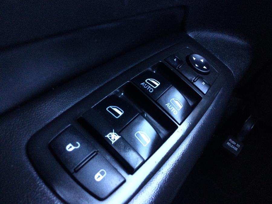 2014 Jeep Grand Cherokee 4WD 4dr Limited, available for sale in Plantsville, Connecticut | L&S Automotive LLC. Plantsville, Connecticut 2014 Jeep Grand Cherokee 4WD 4dr Limited, available for sale in Plantsville, Connecticut | L&S Automotive LLC. Plantsville, Connecticut